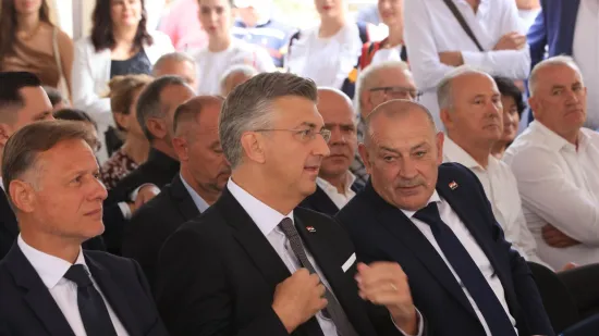 Premijer tvrdi da Hrvatska ne trguje oružjem: Hoće li po prvi put okrenuti leđa Netanyahu?