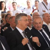Premijer tvrdi da Hrvatska ne trguje oružjem: Hoće li po prvi put okrenuti leđa Netanyahu?