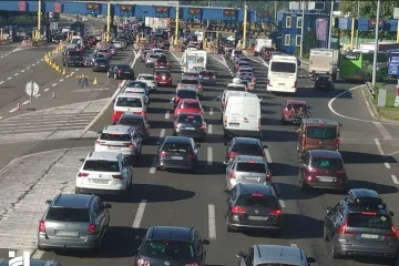Ako ste krenuli na more, sretno vam bilo: Na Lučkom kolona duga 14 kilometara