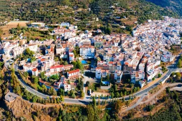 Ovo selo izgleda kao iz bajke, ali u njemu je zabranjeno umrijeti: Nećete vjerovati zašto