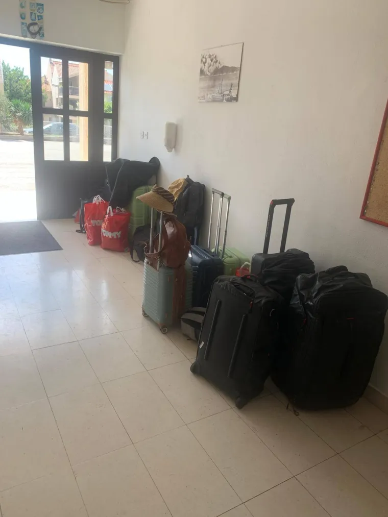 Nevrijeme napravilo kaos oko Visa, vatrogasci objavili brutalnu snimku - spasili 16 ljudi!