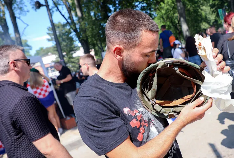 Mario je na Thompsonov koncert stigao sa šljemom iz Domovinskog rata: Evo zašto je poseban