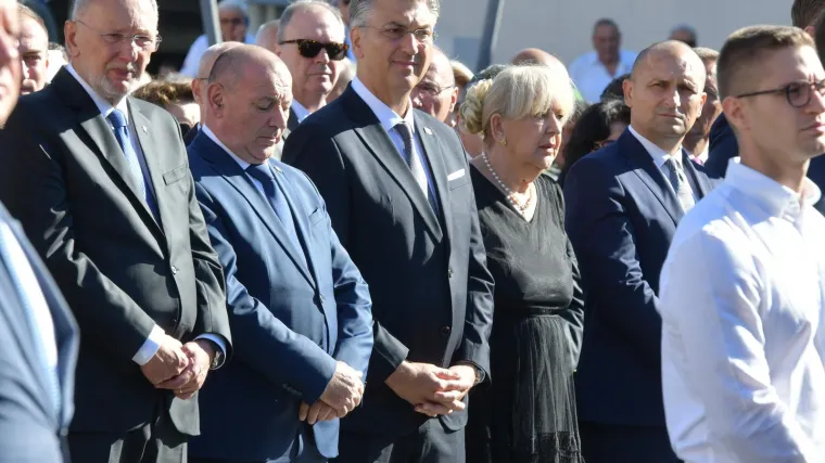 Plenković dao izjavu za srpski tabloid i pozvao Srbe da ostanu u Kninu: 'Vidjet ćete...'