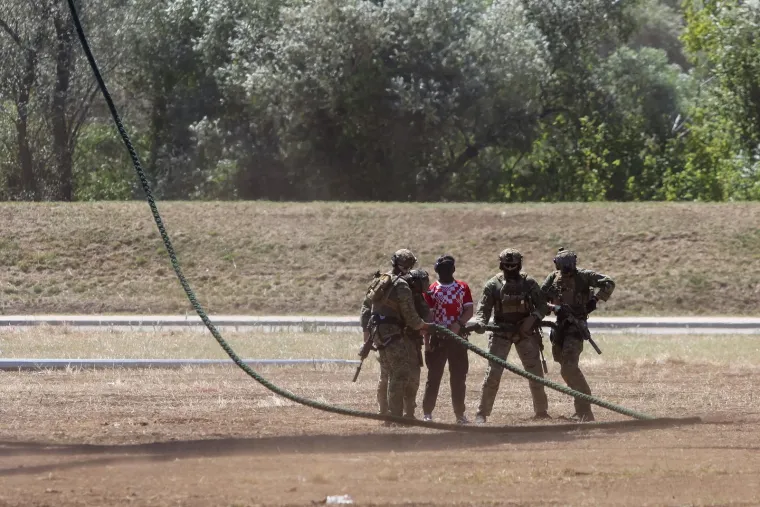 ATJ Lučko demonstrirao silu, pogledajte akcijske prizore: Ovako se hvataju teroristi