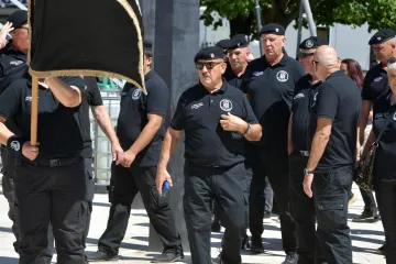 Skejo postrojio suborce i zaurlao 'Za dom...', policija nam otkrila što će napraviti