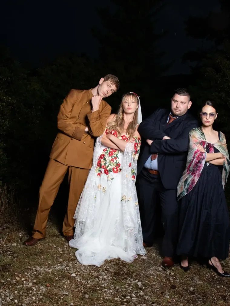 Neobična vjenčanica glumice odu&scaron;evila! Jagoda Kumrić i suprug objavili fotografije vjenčanja