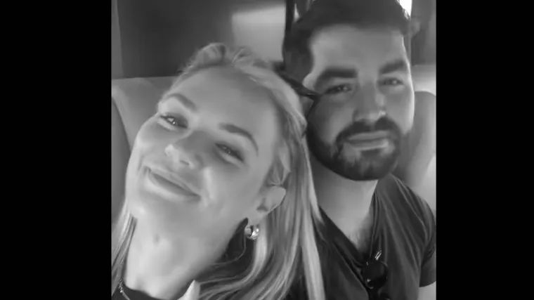 Bezuspješno je oživljavali prolaznici: Pronađena na brodu, vlasnik njezin dečko