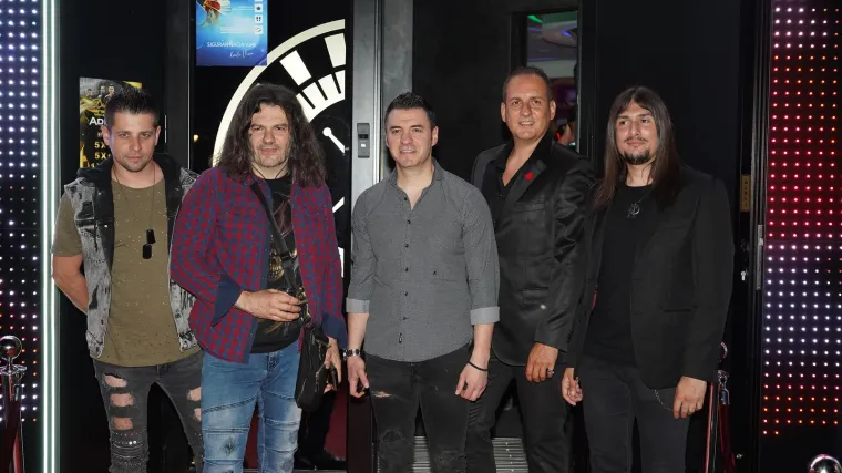 Kombi Amadeus benda sletio je s ceste: 'Jesu li svi živi?'