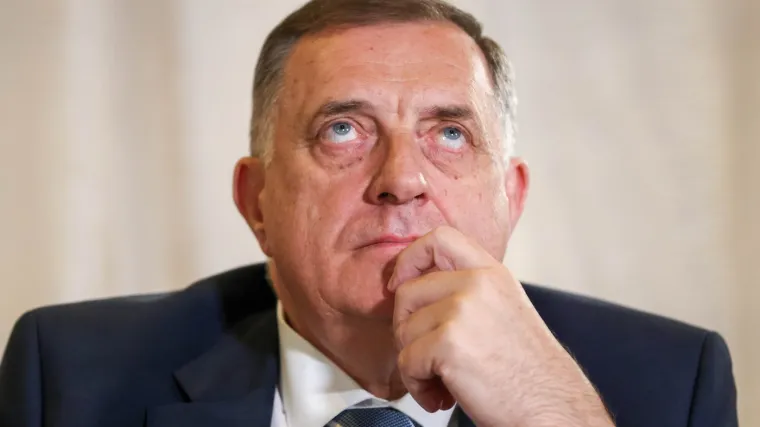 Dodik igra opasnu igru: Zabranili mu politiku na šest godina, a on kreće u novu kampanju