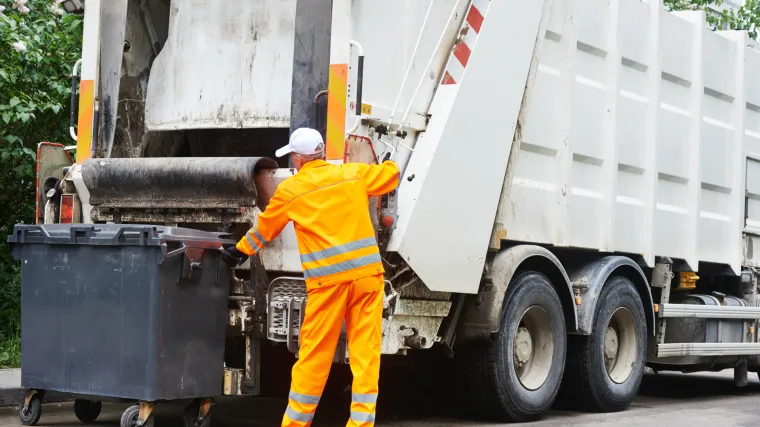 Radnici čistoće pokupili smeće, uskoro nastala panika - krenula munjevita potraga