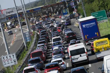 Zapalio se auto na A1! Posvuda kilometarske kolone, evo gdje je najgore