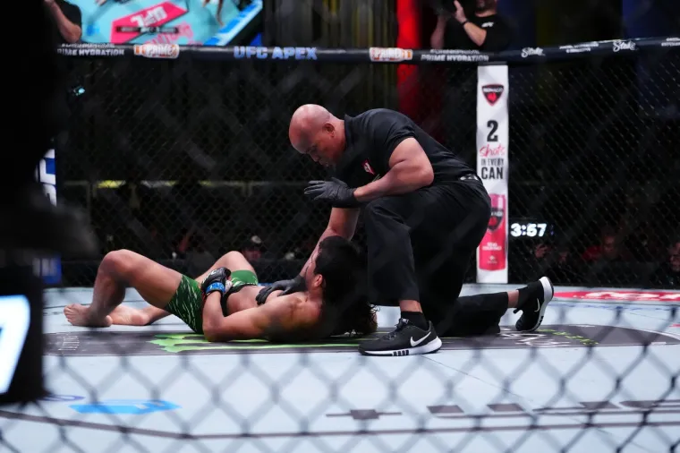 Brutalan nokaut srpskog 'Doktora' u UFC-u: Protivnik izdržao u kavezu samo 63 sekunde