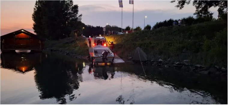 Drama na rijeci u Donjoj Dubravi: Pet ih skočilo s mosta, jedna osoba nije isplivala