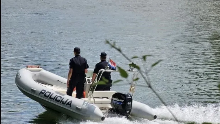 Pet ih je skočilo s mosta, jedan nije isplivao: Nastavlja se potraga za mu&scaron;karcem (38) u Međimurju