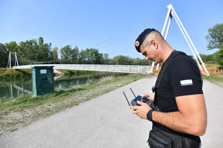 Pet ih je skočilo s mosta, jedan nije isplivao: Nastavlja se potraga za mu&scaron;karcem (38) u Međimurju