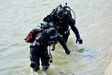 Potraga za nestalim kupačem: Zavapio za pomoć pa nestao ispod površine vode