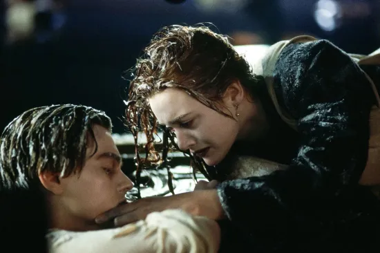 Redatelj proveo test i riješio dilemu poznate scene iz Titanica: Je li Jack mogao preživjeti?