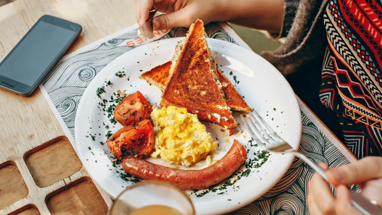Stručnjaci razotkrivaju mitove: 'Iako ozloglašene ove namirnice ne uzrokuju rak'