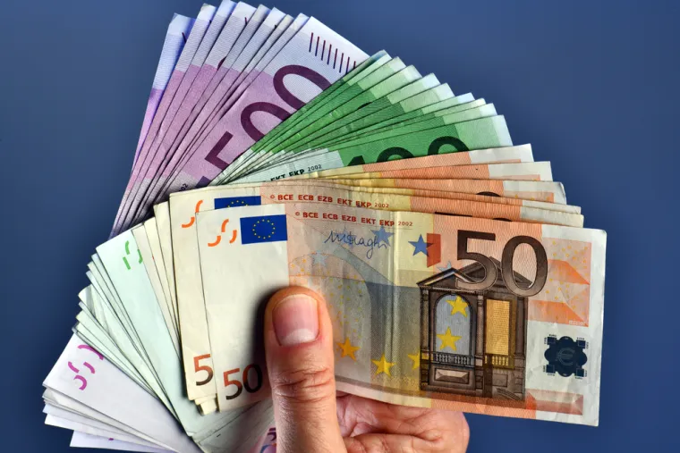 Rujan nam je pred vratima, a ovim znakovima donosi bogatstvo: Novac će im se lijepiti za prste