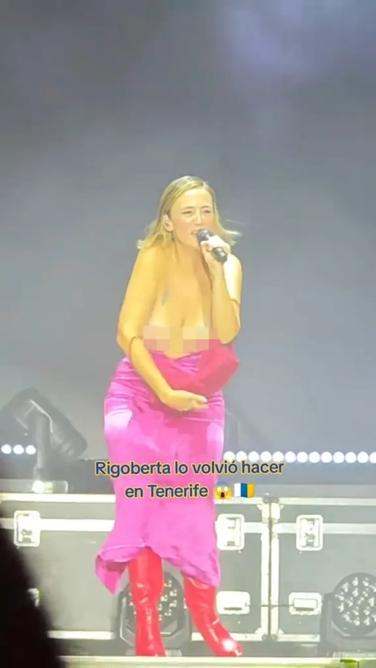 Za ovo treba imati hrabrosti! Popularna pjevačica pokazala grudi tijekom koncerta, fanovi u šoku