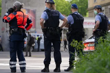 Tragedija na bazenu: Dječak skočio sa skakaonice, usmrtio muškarca, pa nestao