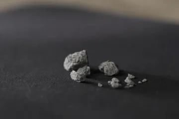 Iz svemira ravno u dnevni boravak: Meteorit koji je pao na kuću stariji je od Zemlje