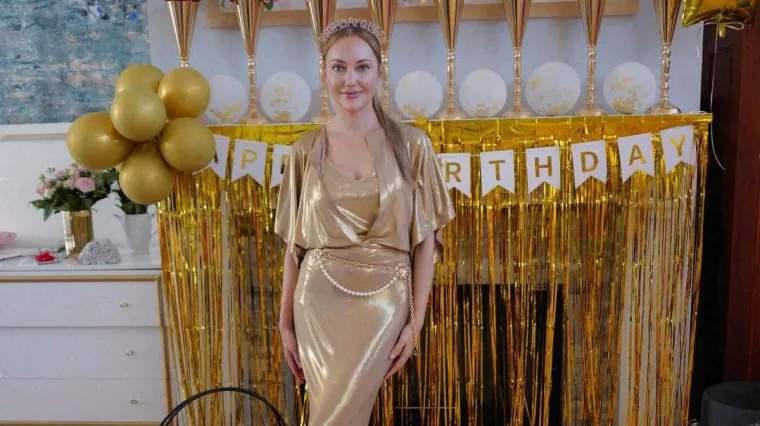 Hurem oduševila na 42. rođendanu – pokazala kćeri i iznenadila s čak četiri torte