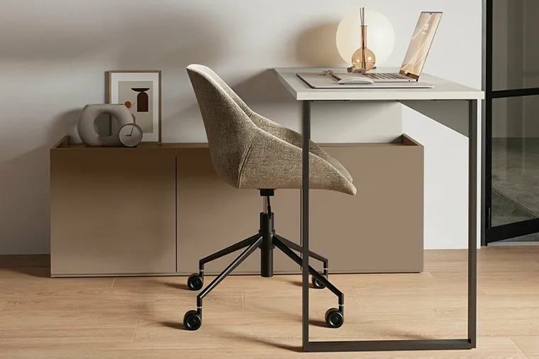 Stvorite idealno radno okruženje kod kuće: otkrivamo kako urediti savršen kućni ured