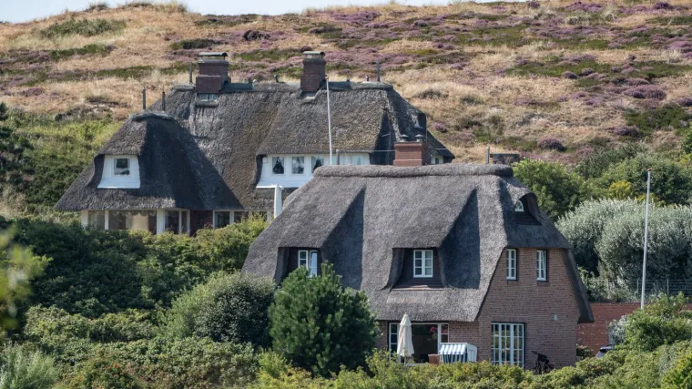 Luksuz surovog krajolika: Otok koji privlači milijardere raskošnim vilama iz bajke