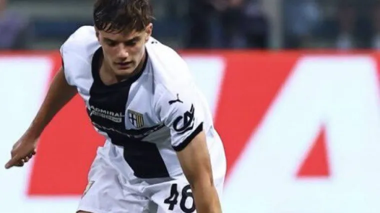 Liverpool ne prestaje kupovati: Doveden i 18-godišnji div iz Parme