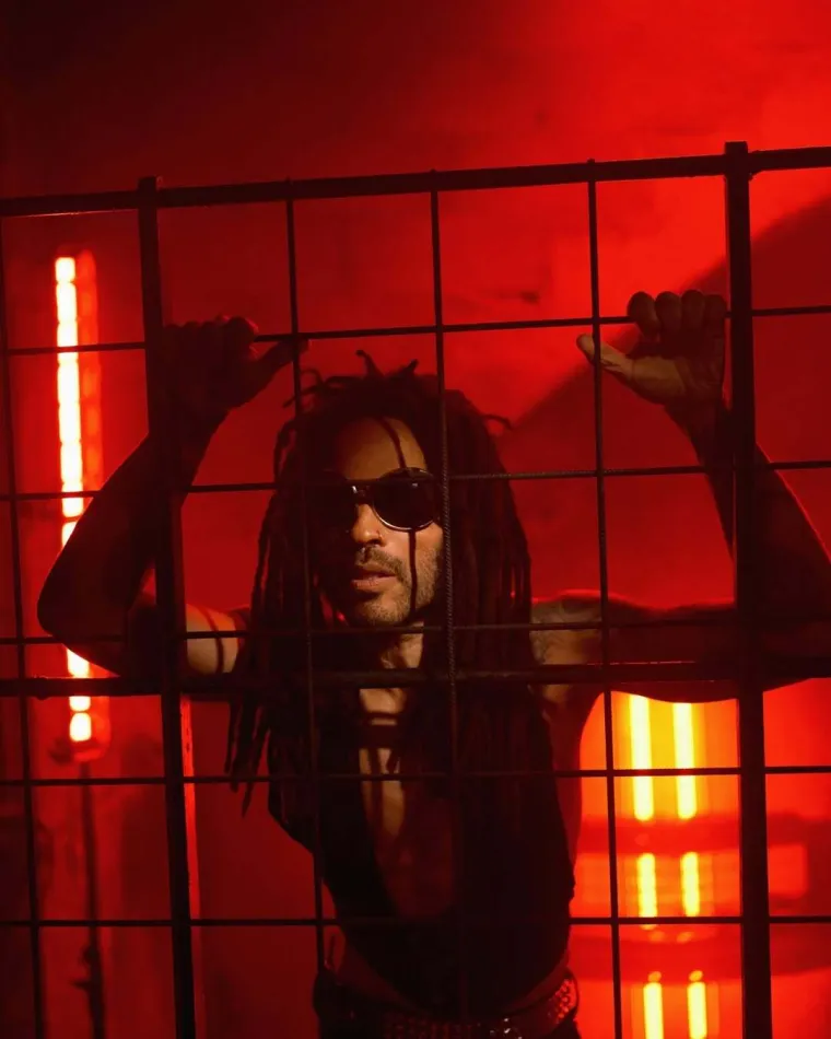 Ovako dobro tijelo, a ima 61 godinu? Lenny Kravitz bez majice izazvao lavinu komentara i rekao...