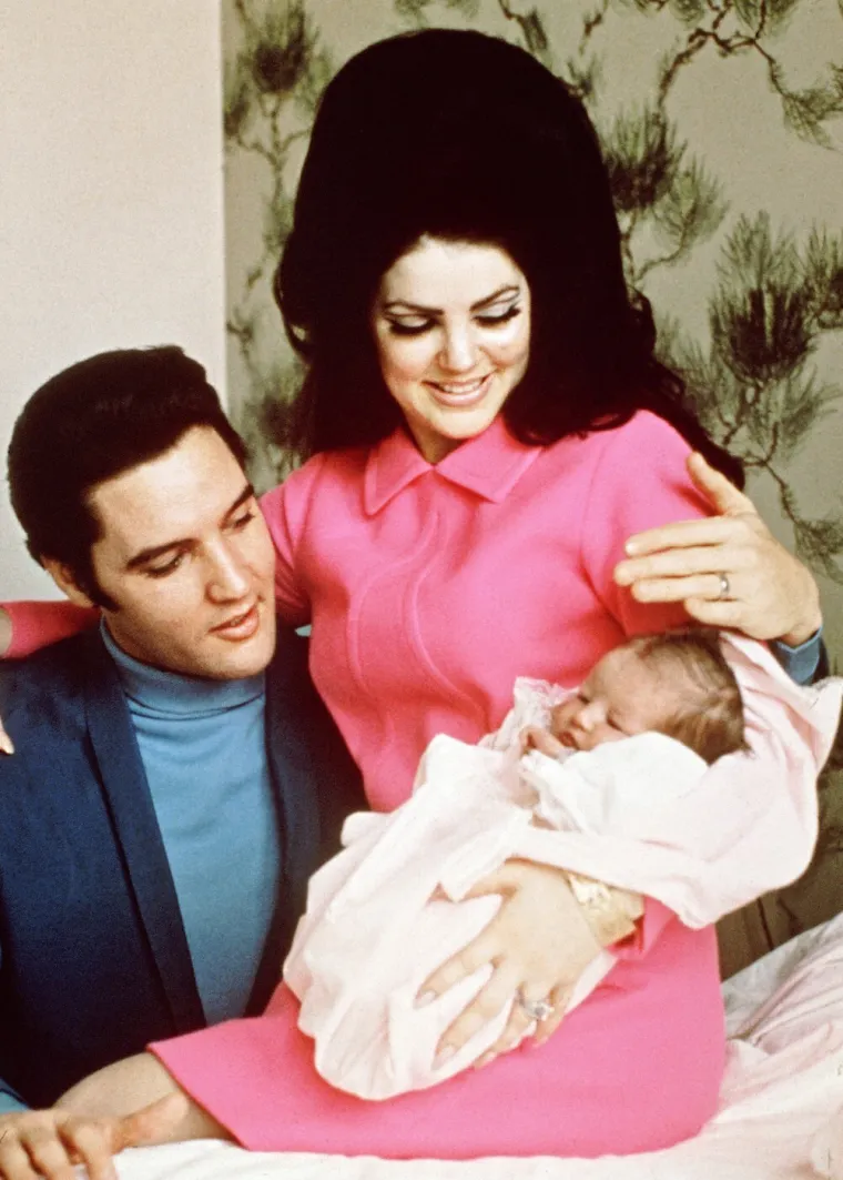 Priscilla Presley na meti teških optužbi: Navodno isključila aparate kćeri zbog nasljedstva