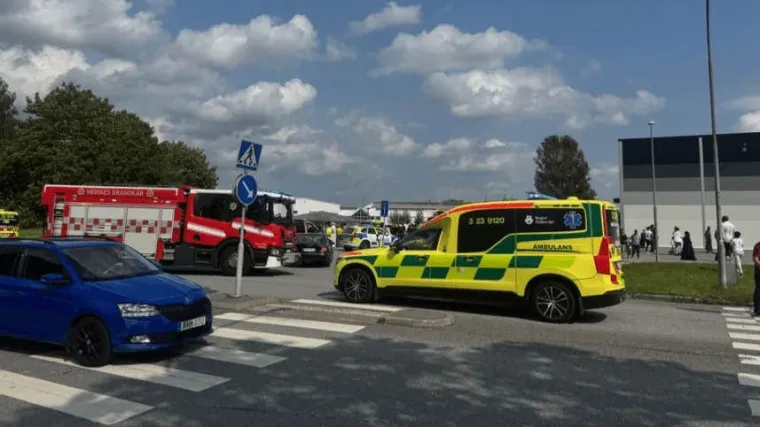 Pucnjava ispred džamije u Švedskoj: Najmanje dvoje ranjenih, napadač u bijegu
