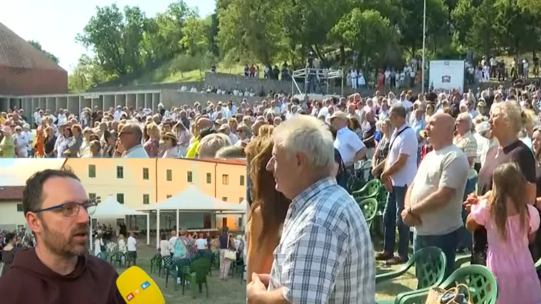Hodočasnici se okupili i na Trsatu: Čuvar Svetišta otkrio zašto svake godine dolazi sve više vjernika
