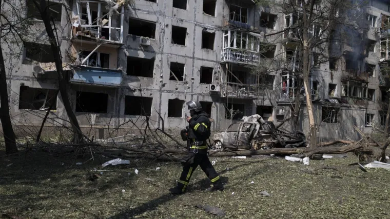 Dok su Trump i Putin sastančili, Rusija je zasula Ukrajinu dronovima: Gađali ih i balističkom raketom