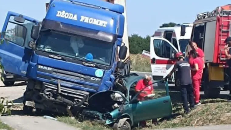 Braća išla u posjet ocu i poginula. Roditelji zatekli stravičan prizor: 'Pustite me da vidim jesu mi djeca živa'