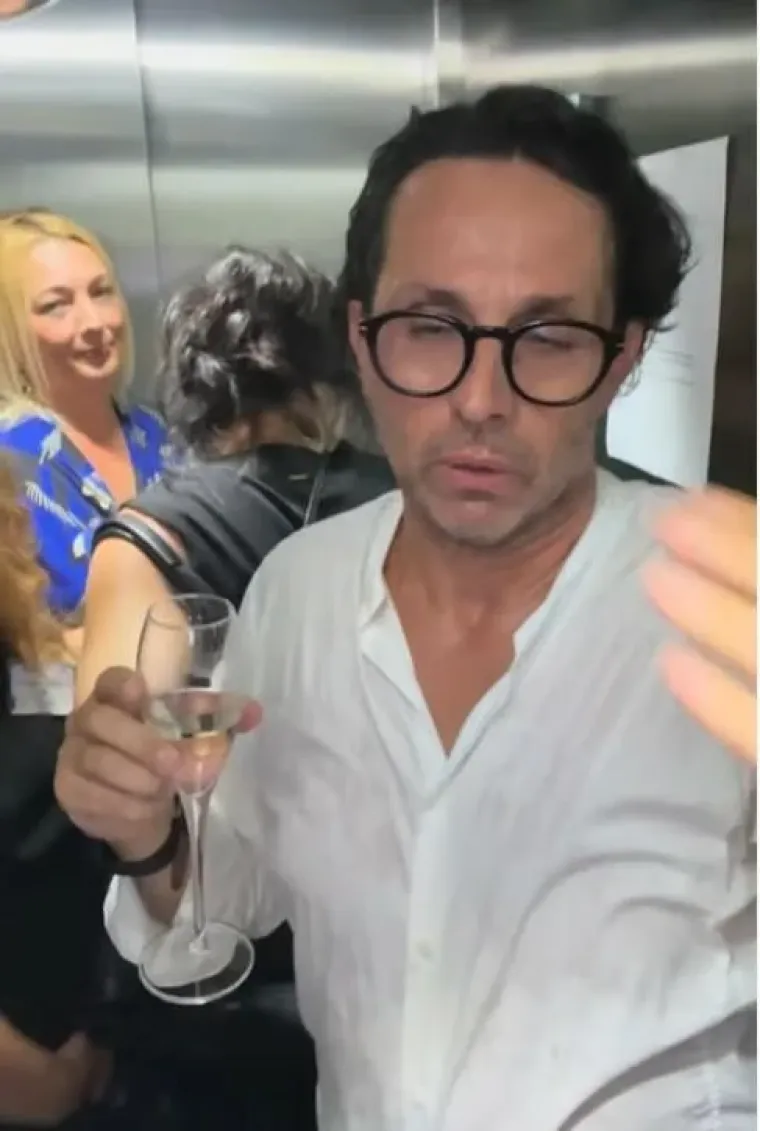 Drama na proslavi: Severina s prijateljima zaglavila u liftu, uslijedio nevjerojatan obrat