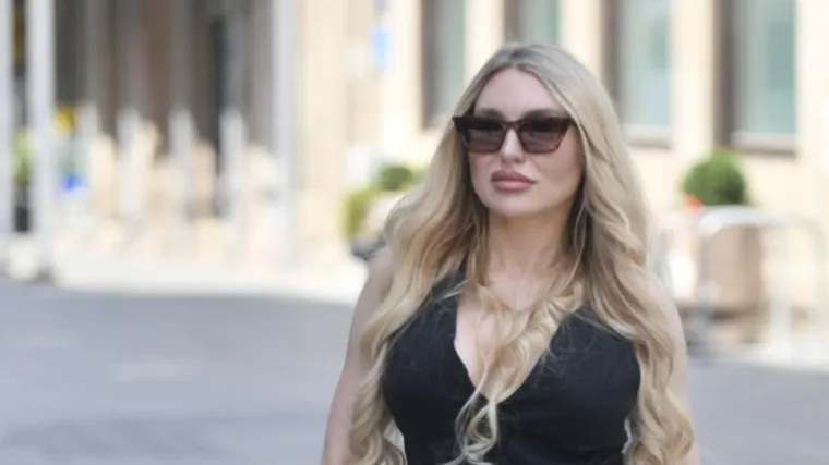 Subotnja špica u Zagrebu u znaku Petre Meštrić: Naočale, leopard sandale i totalni wow efekt