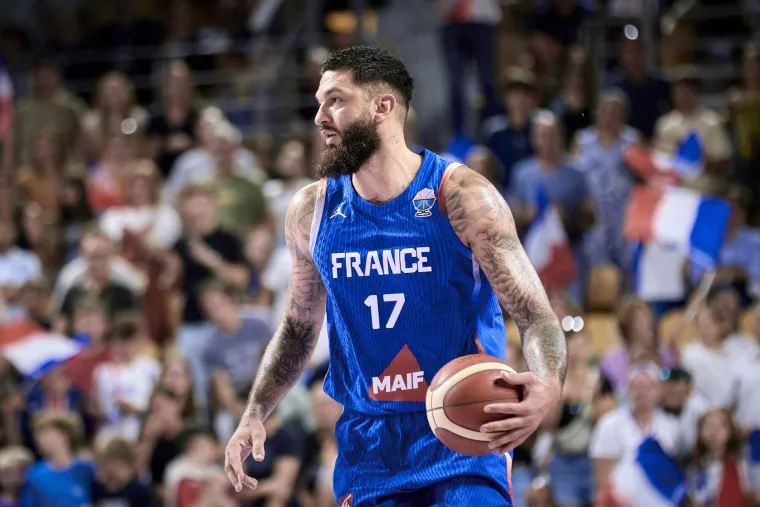 Jedan od glavnih favorita Eurobasketa doživio novi šok: Francuzima otkazao i četvrti centar