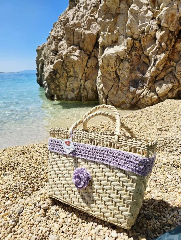 Nećete vjerovati kako Danijela Martinović provodi ljeto: Hotel s tisuću zvjezdica?