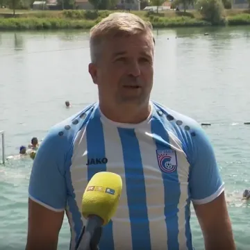 Tradicionalna Divlja liga na Baniji uz roštilj i čobanac: 'Druženje, zabava i to je najbitnija stvar'