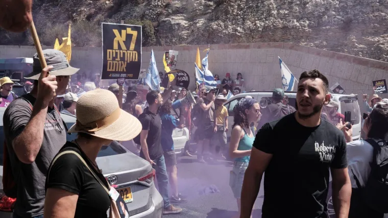 Štrajkovi i masovni prosvjedi u Izraelu; Netanyahu poslao oštru poruku: 'To samo jača Hamas'