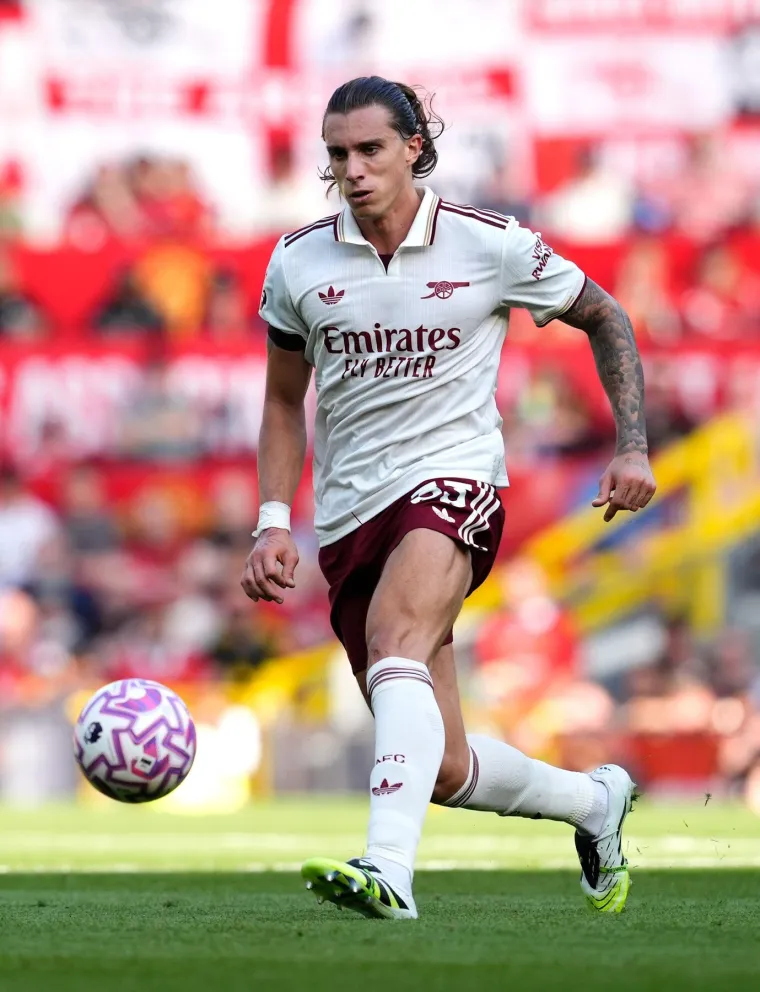 Arsenal slavio na Old Traffordu u derbiju prvog kola Premier lige