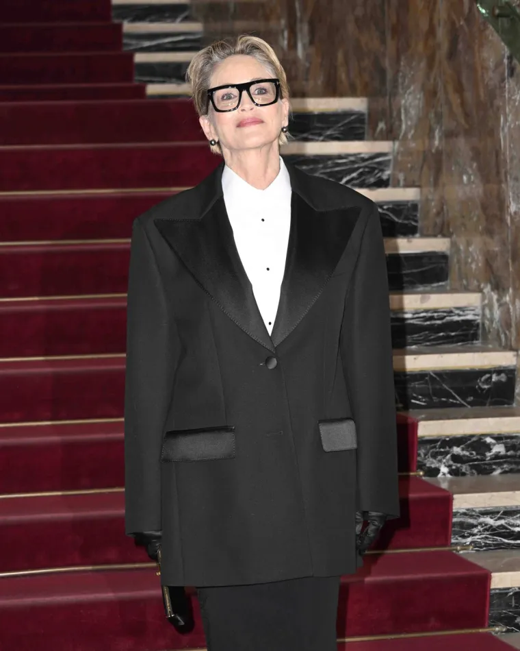 Šokantno priznanje glumice: 'Djed mi je bio pedofil, seksualno me zlostavljao'