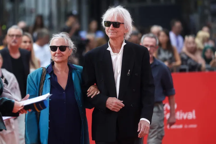 Znate li kako izgleda partnerica Darka Rundeka? Poveo je na crveni tepih, svi su gledali u nju