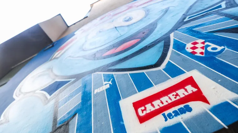 U jakom Dinamovom uporištu svi zure u jedan zid i pitaju se tko je ovo napravio