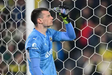 Novo iznenađenje za Livakovića: Pojavila se neočekivana destinacija...