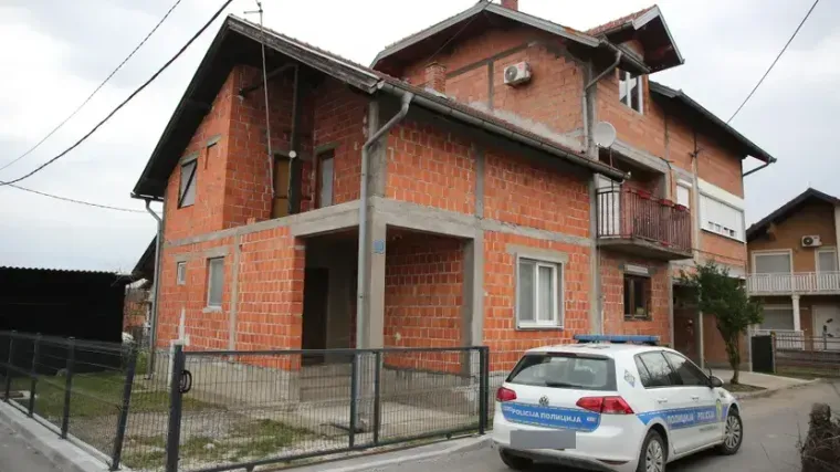 Podignute optužnice protiv roditelja: Zanemarivali su djecu u kući strave u Brčkom