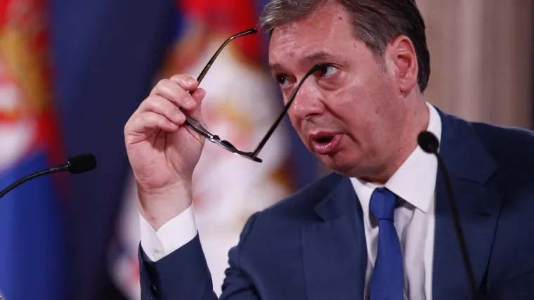 Vučić će goniti demonstrante više, brže i snažnije! Strani mediji: 'Nestaje mu puta kod kuće'