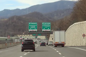 Otac zaboravio kćeri na odmorištu: Bezbrižno vozio 100 kilometara misleći da otraga spavaju